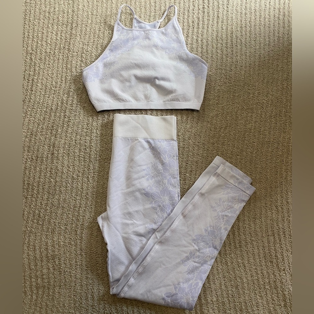 All in motion Girls’s set size 14-16 (XL)
